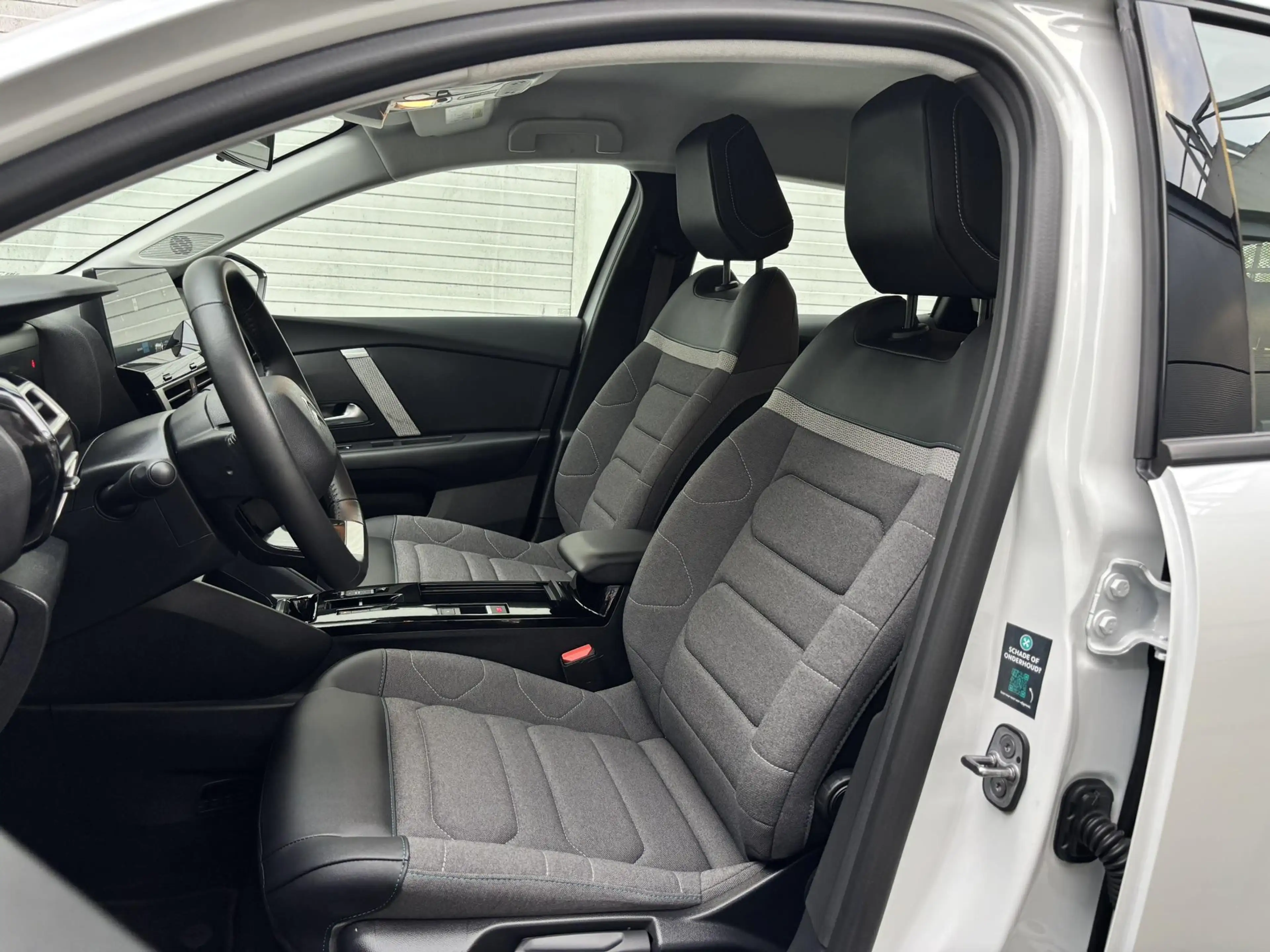 Citroen E-C4 Electric You EV 50kWh 136pk AUTOMAAT | CAMERA | CLIMA | PAR — photo 9