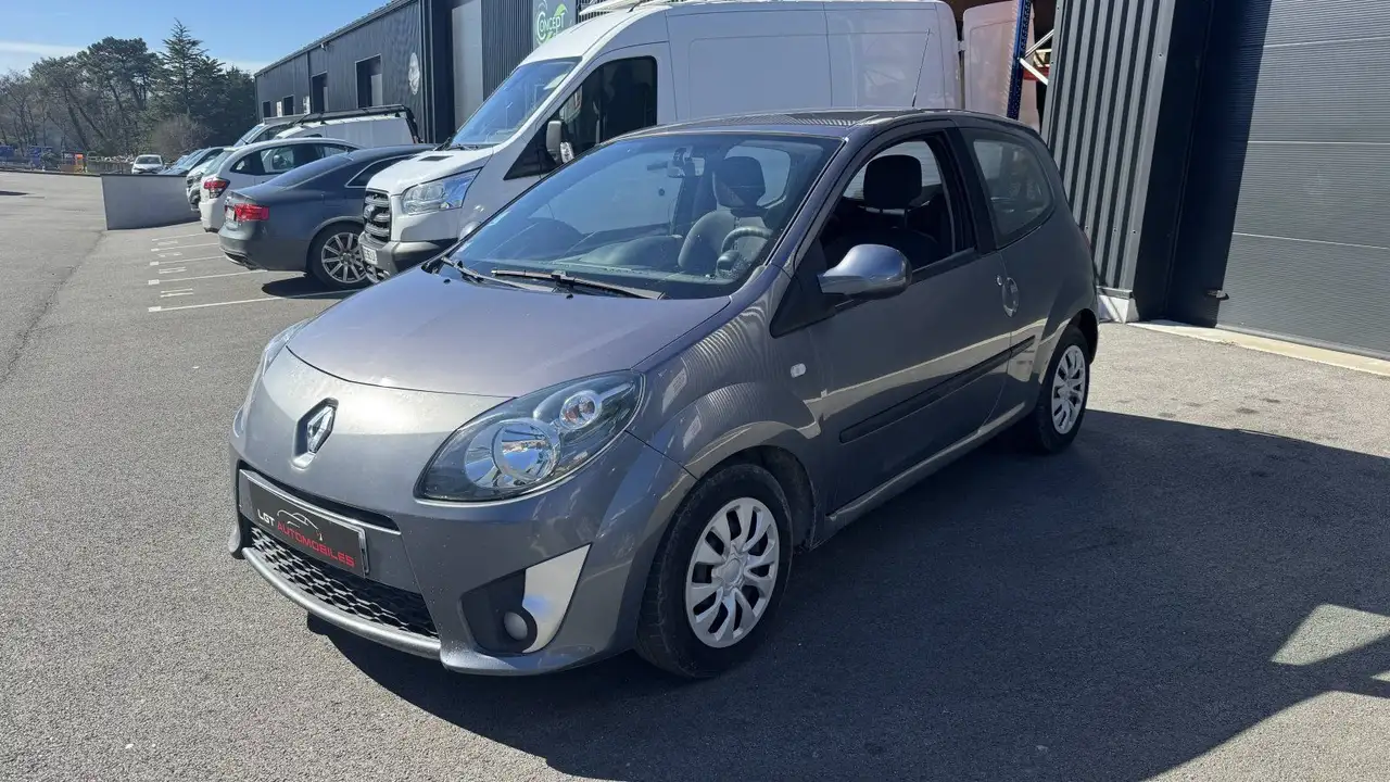 Renault Twingo I (C06) 1.2 16v 75ch Expression