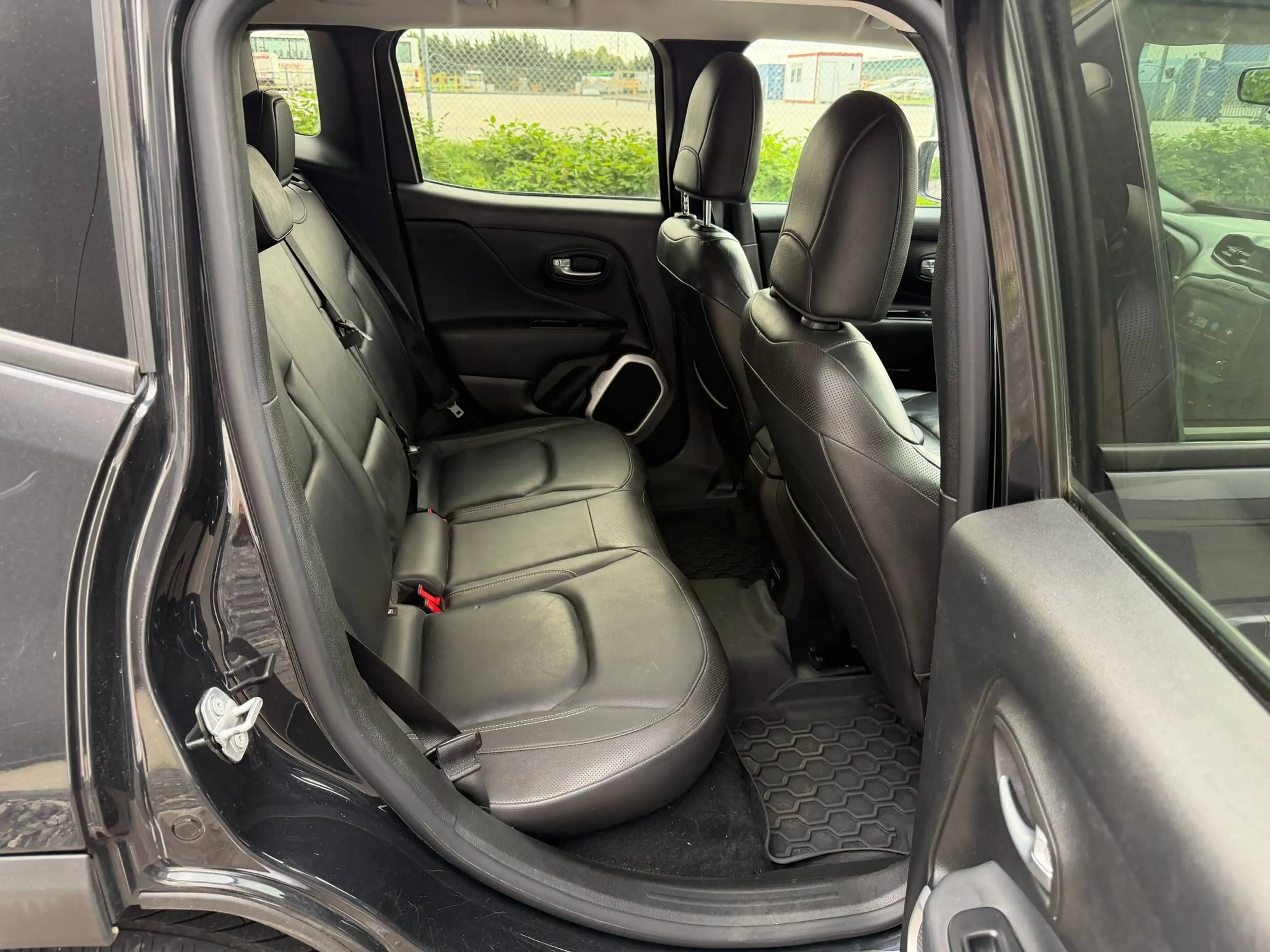 Jeep Renegade 1.6 MJD Navi/Clim Dig/Cuir/Jantes — photo 10