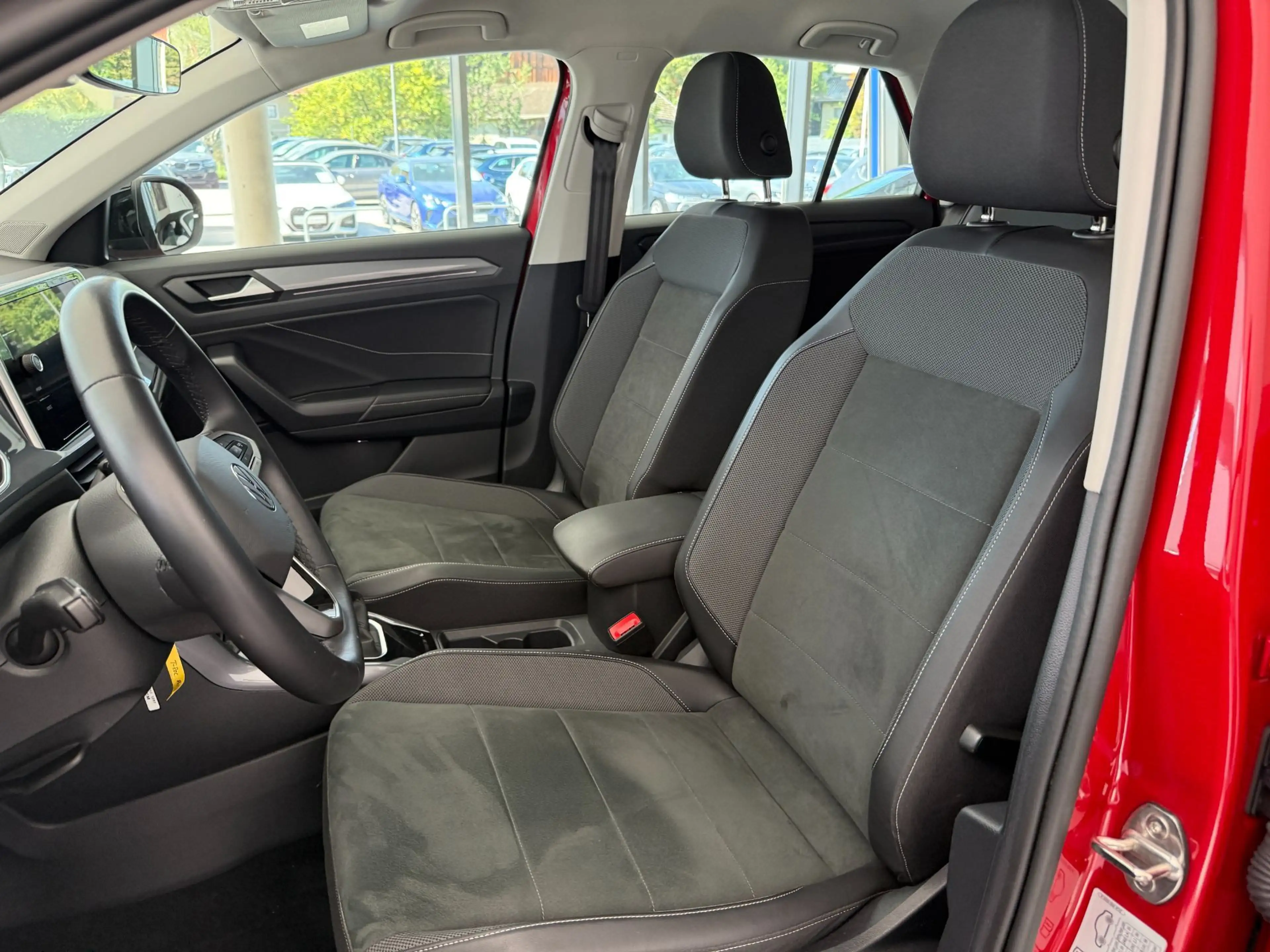 Volkswagen T-Roc 1,0 TSI Style — photo 10