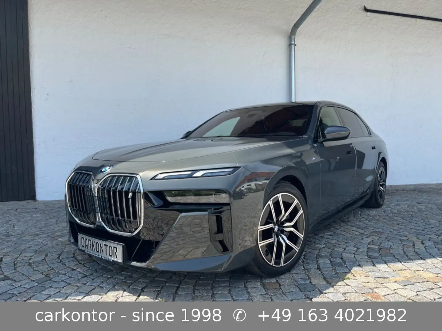 BMW i7 xDr. 60 *M SPORT*THEATRE*LOUNGE SEAT*PANO SKY Gris - 2