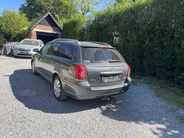 Avensis SW 2.2 Turbo D4D 16v Linea Luna