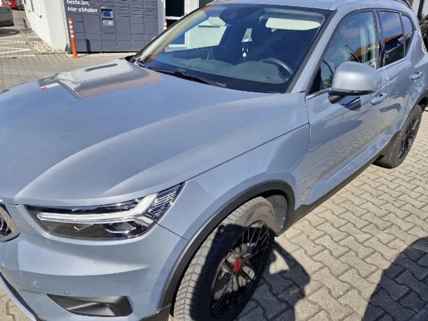 Volvo XC40 B5 AWD Inscription Standheizung; 8- fach bereift Grigio - 1