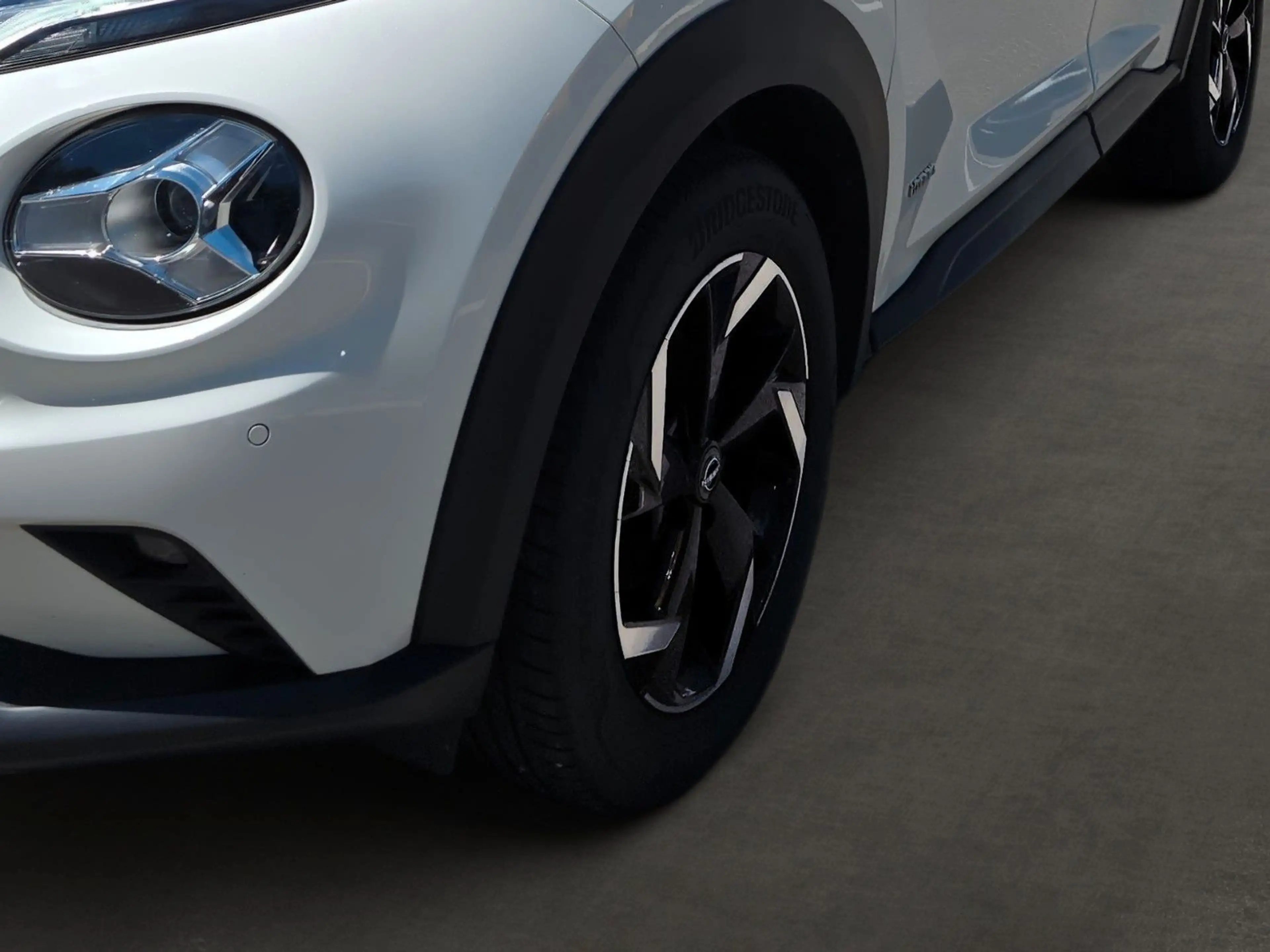 Nissan Juke N-Connecta 1.6 Hybrid 143PS AT *NAVI,SITZHEIZUNG — photo 6