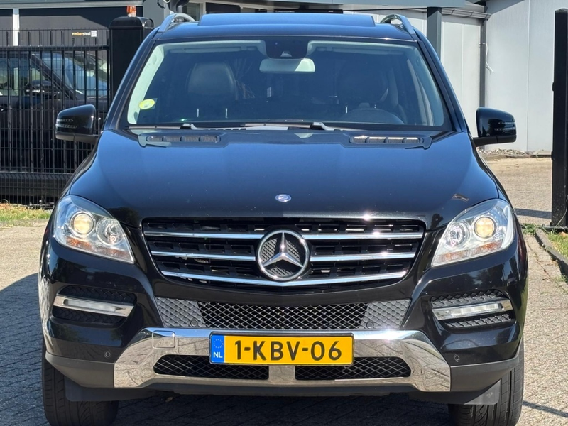 Mercedes-Benz ML 350 M-klasse BlueTEC 2012 Zwart Trekhaak Schuifdak ML3 — photo 2