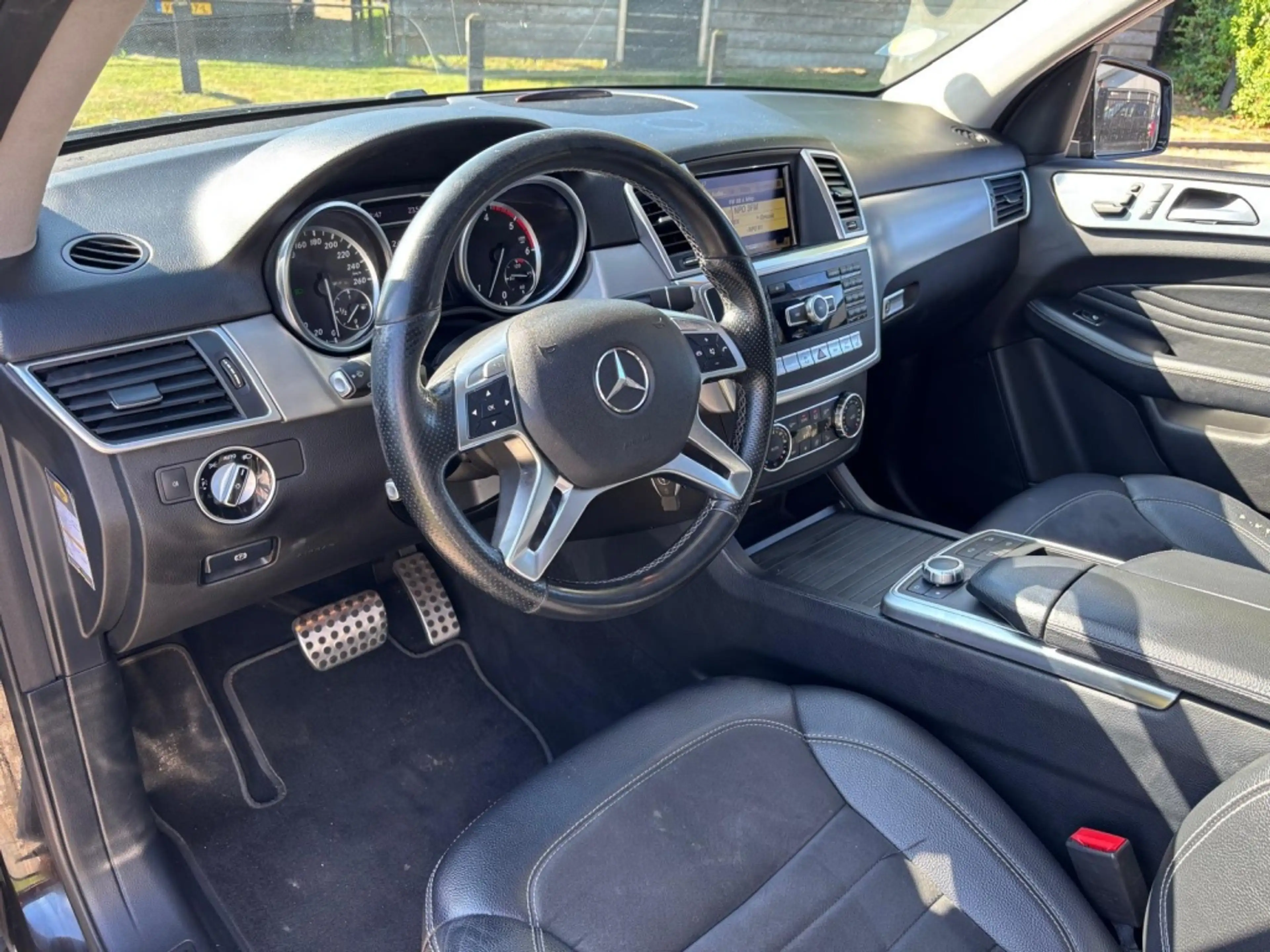 Mercedes-Benz ML 350 M-klasse BlueTEC 2012 Zwart Trekhaak Schuifdak ML3 — photo 11