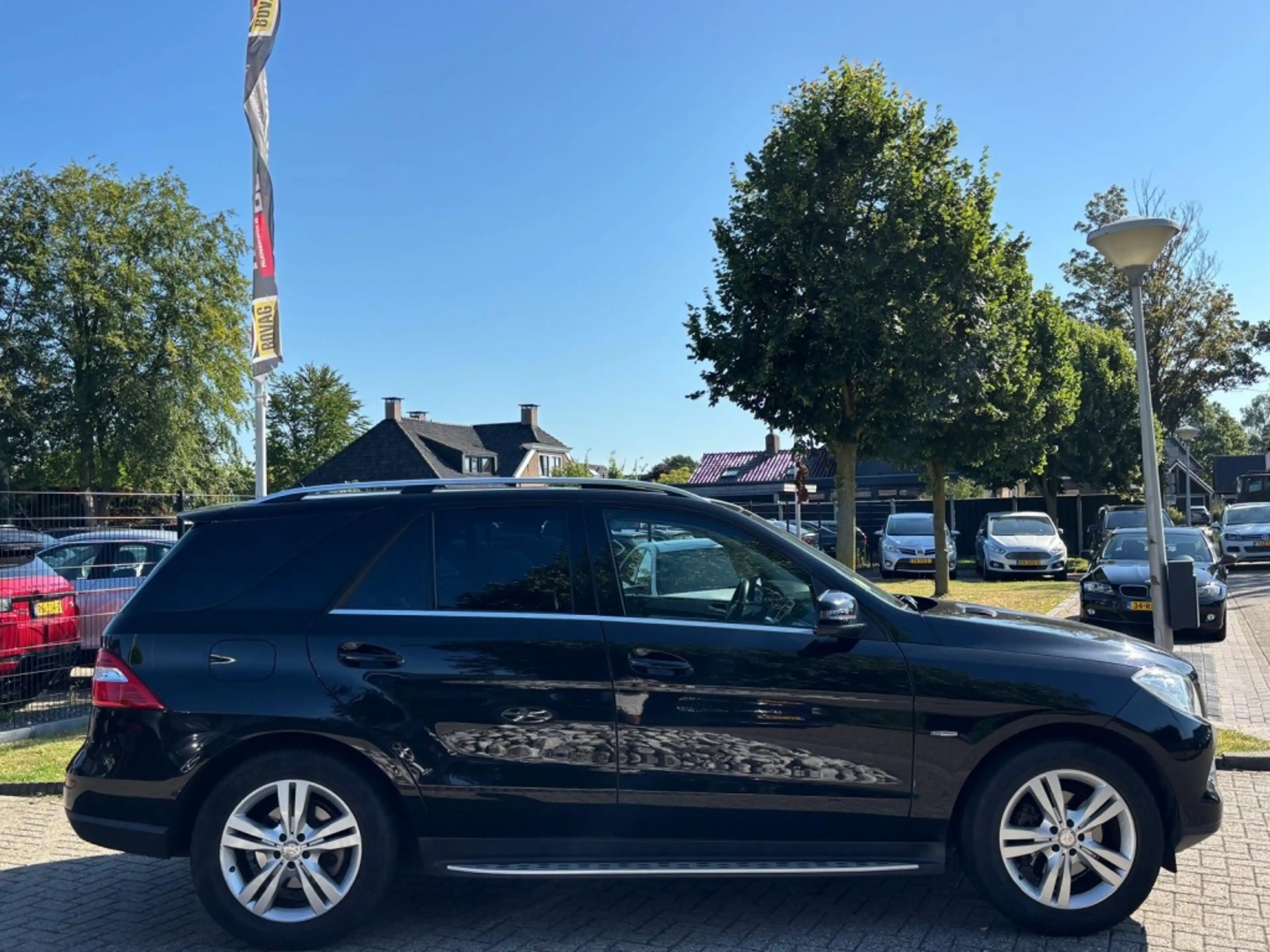 Mercedes-Benz ML 350 M-klasse BlueTEC 2012 Zwart Trekhaak Schuifdak ML3 — photo 4