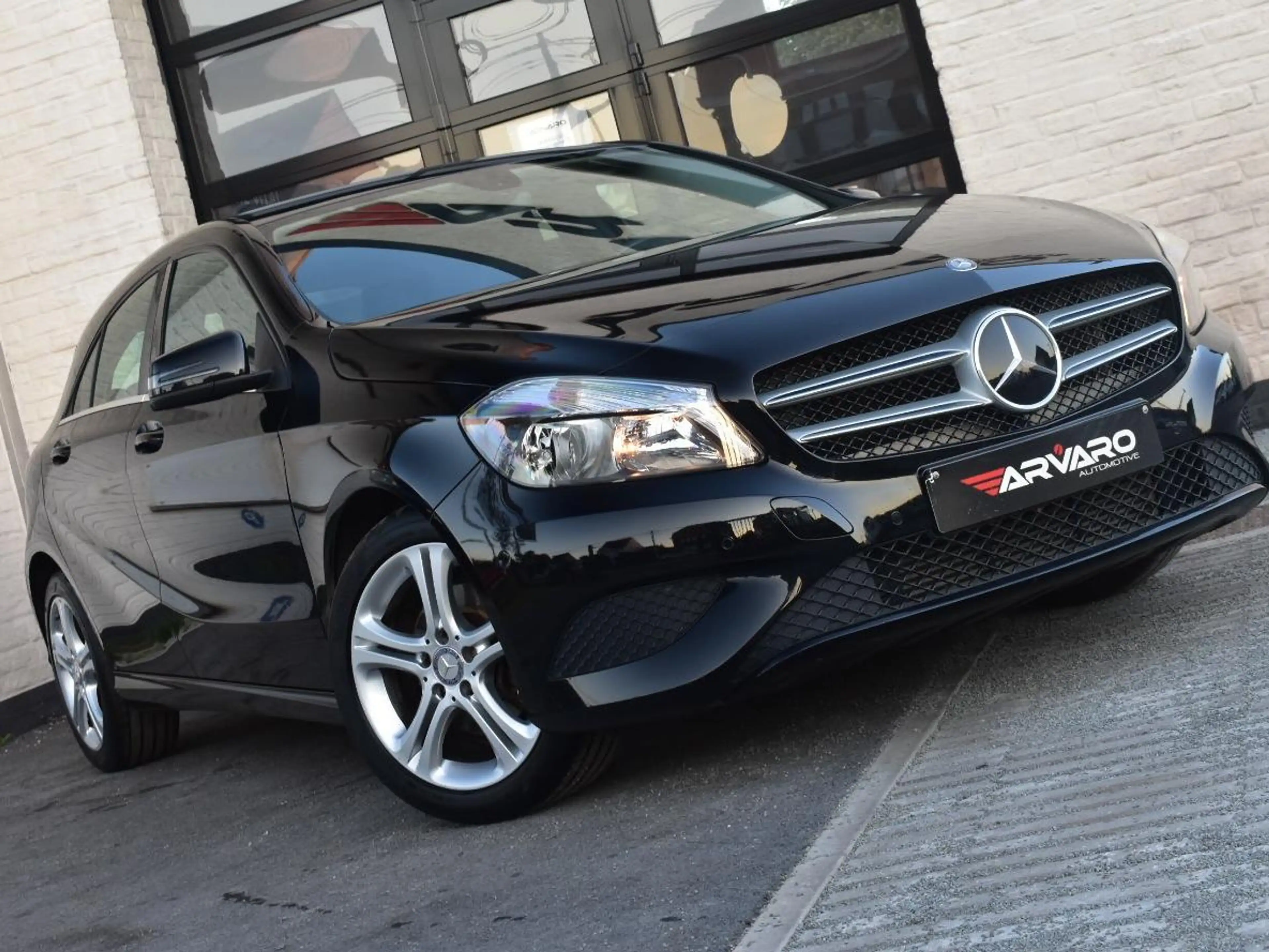 Mercedes-Benz A 200 I Style / Sportzetels / Leder / PDC / Verw Zetels / Topstaat / Garantie — photo 12