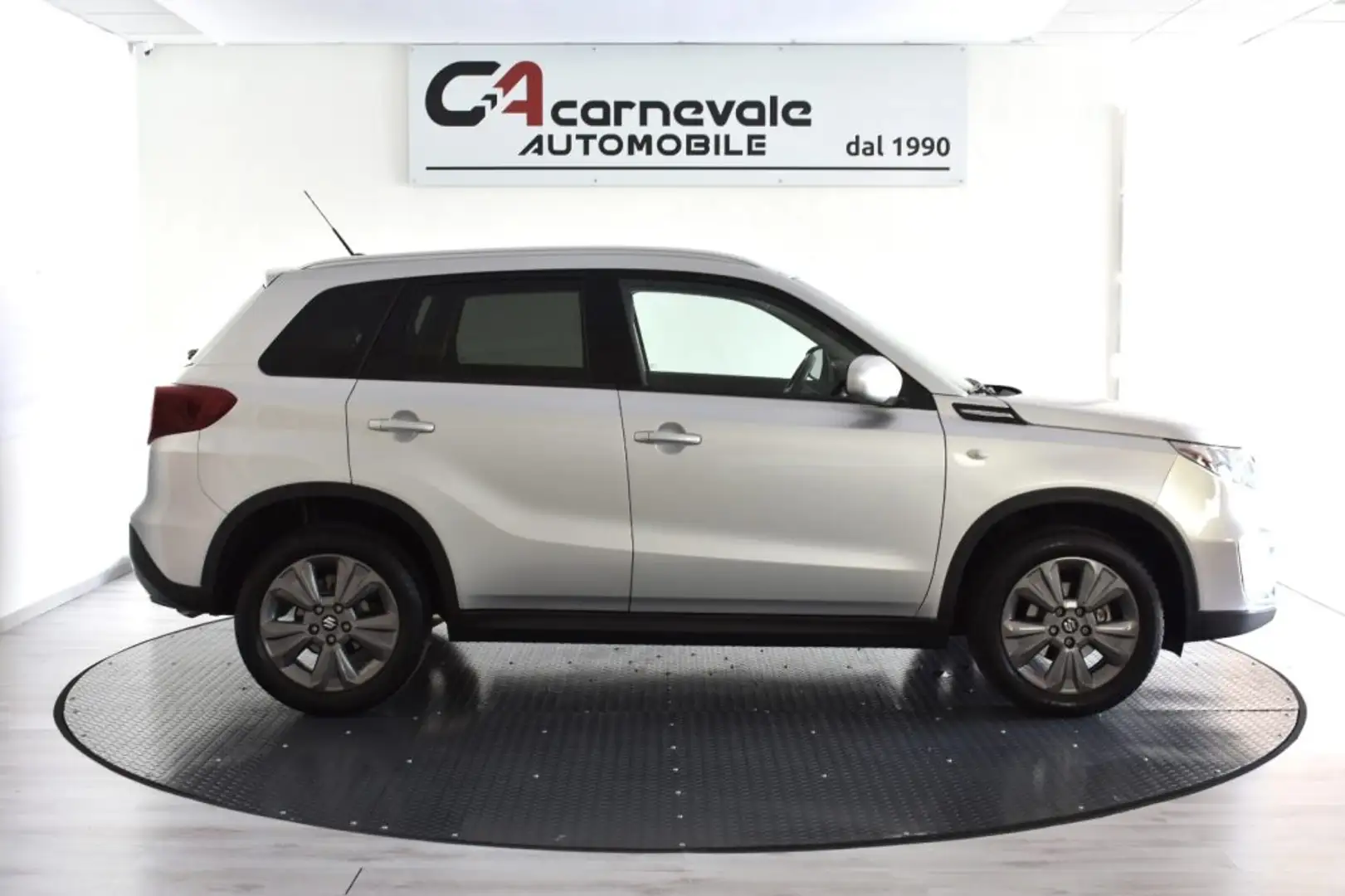 Suzuki Vitara 1.4 Hybrid-51.553KM-LED-R.CAM-NAVI-DISTRO.-BLUETO. Argent - 1