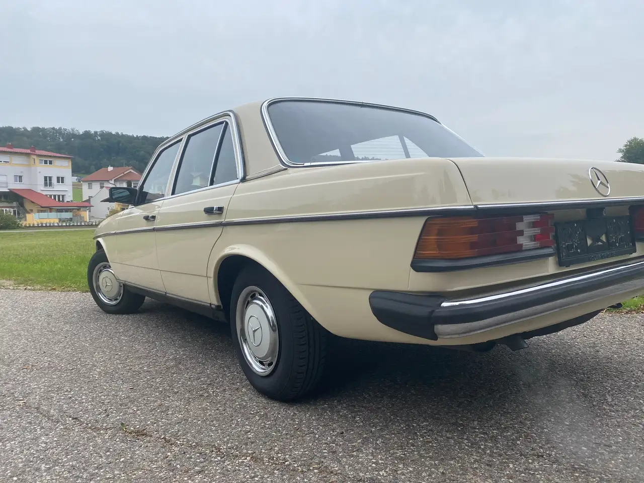 Mercedes-Benz 200 w123 typ 200, foto 7