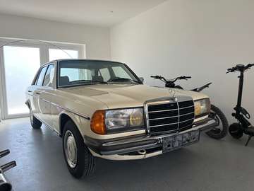 w123 typ 200