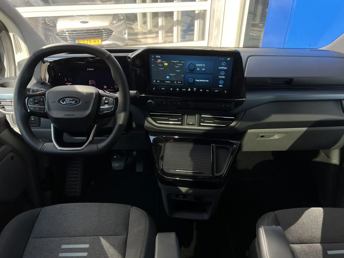 Ford Tourneo Custom 2.5 PHEV 233 PK L1H1 ACTIVE | 8 persoons | Elektr. Grijs - 2