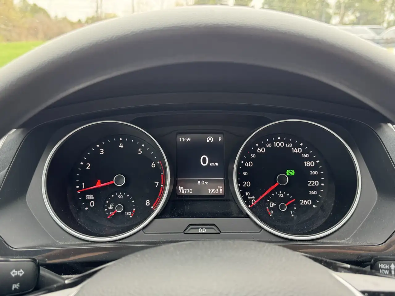 Volkswagen Tiguan снимка Volkswagen Tiguan