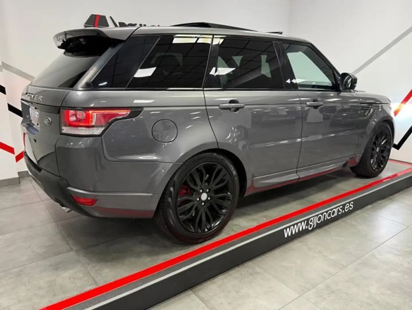 Land Rover Range Rover Sport 3.0SDV6 HSE 306 Aut. Grau - 2