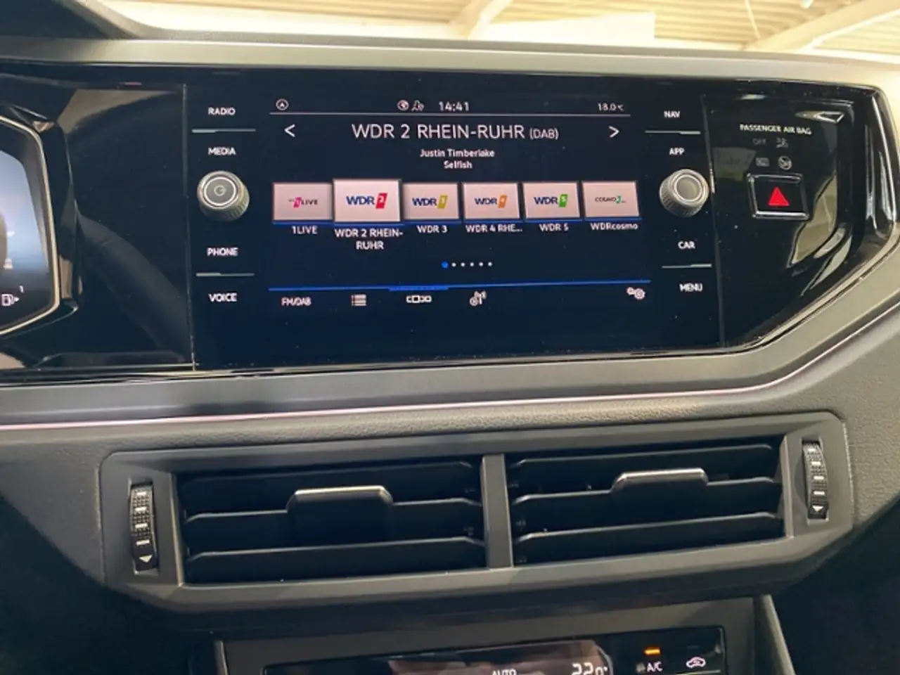 Volkswagen Taigo R-Line 1.5 TSI DSG Blackstyle Matrix Keyless Kame 15