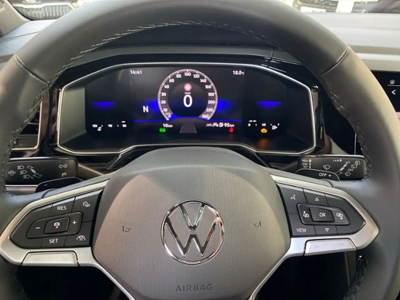 Volkswagen Taigo R-Line 1.5 TSI DSG Blackstyle Matrix Keyless Kame 14