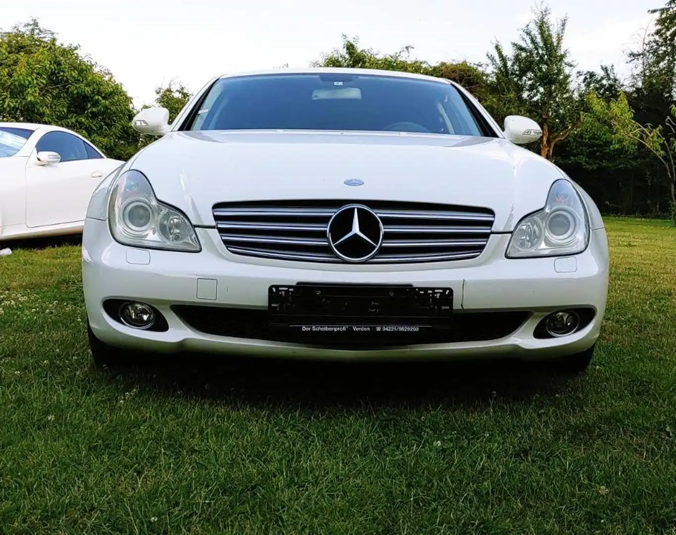 Mercedes-Benz CLS 350 nur 56.000km, aus 2. Hand, Scheckheftgepflegt Weiß - 2