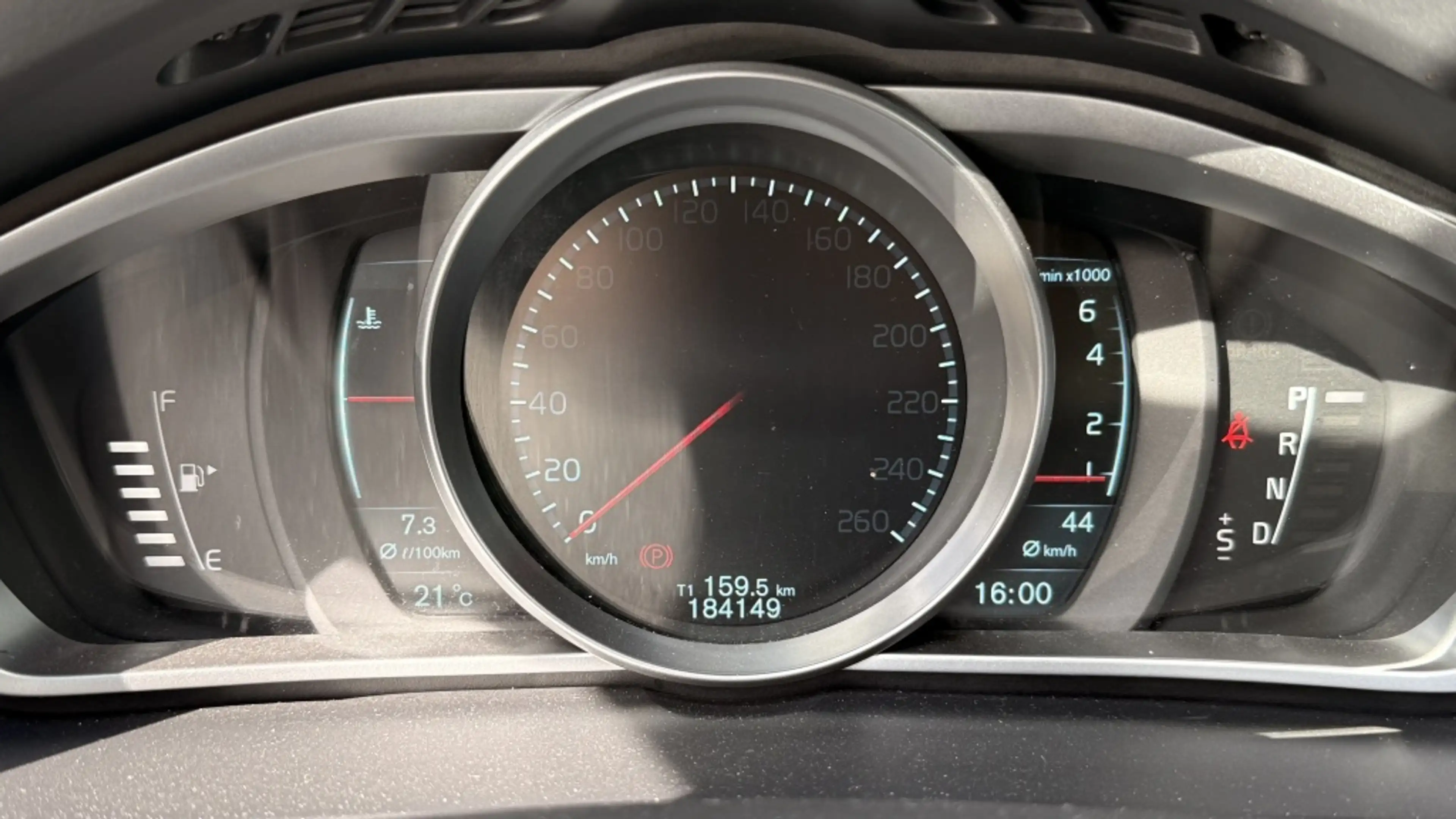 Volvo V40 1.6 T4 Summum automaat — photo 12