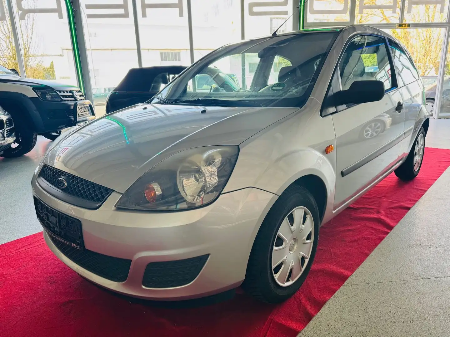 Ford Fiesta Fun X -Klimaanlage -TÜV neu Silber - 2