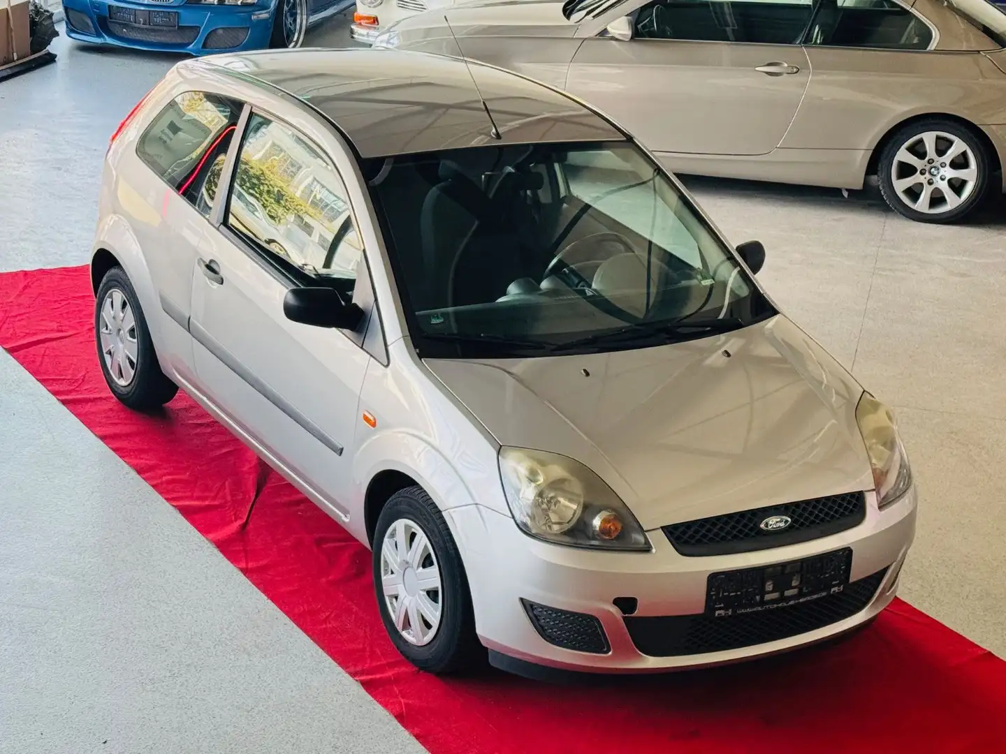 Ford Fiesta Fun X -Klimaanlage -TÜV neu Silber - 1