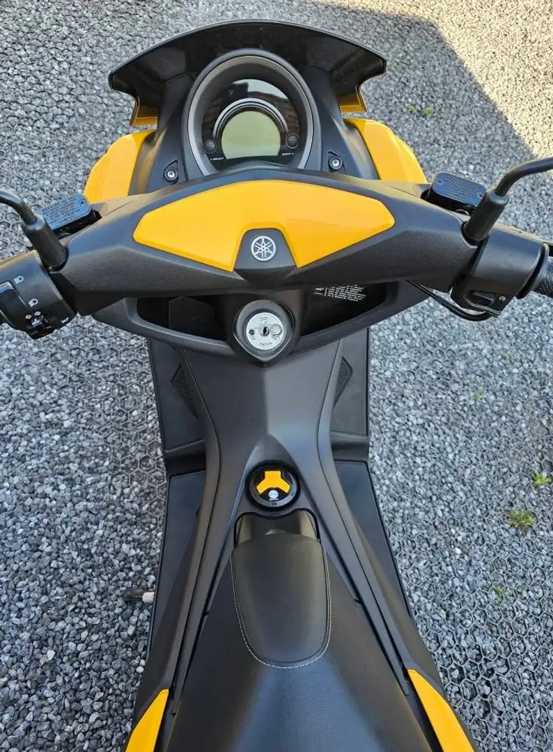 Yamaha NMAX 125cc Jaune - 2