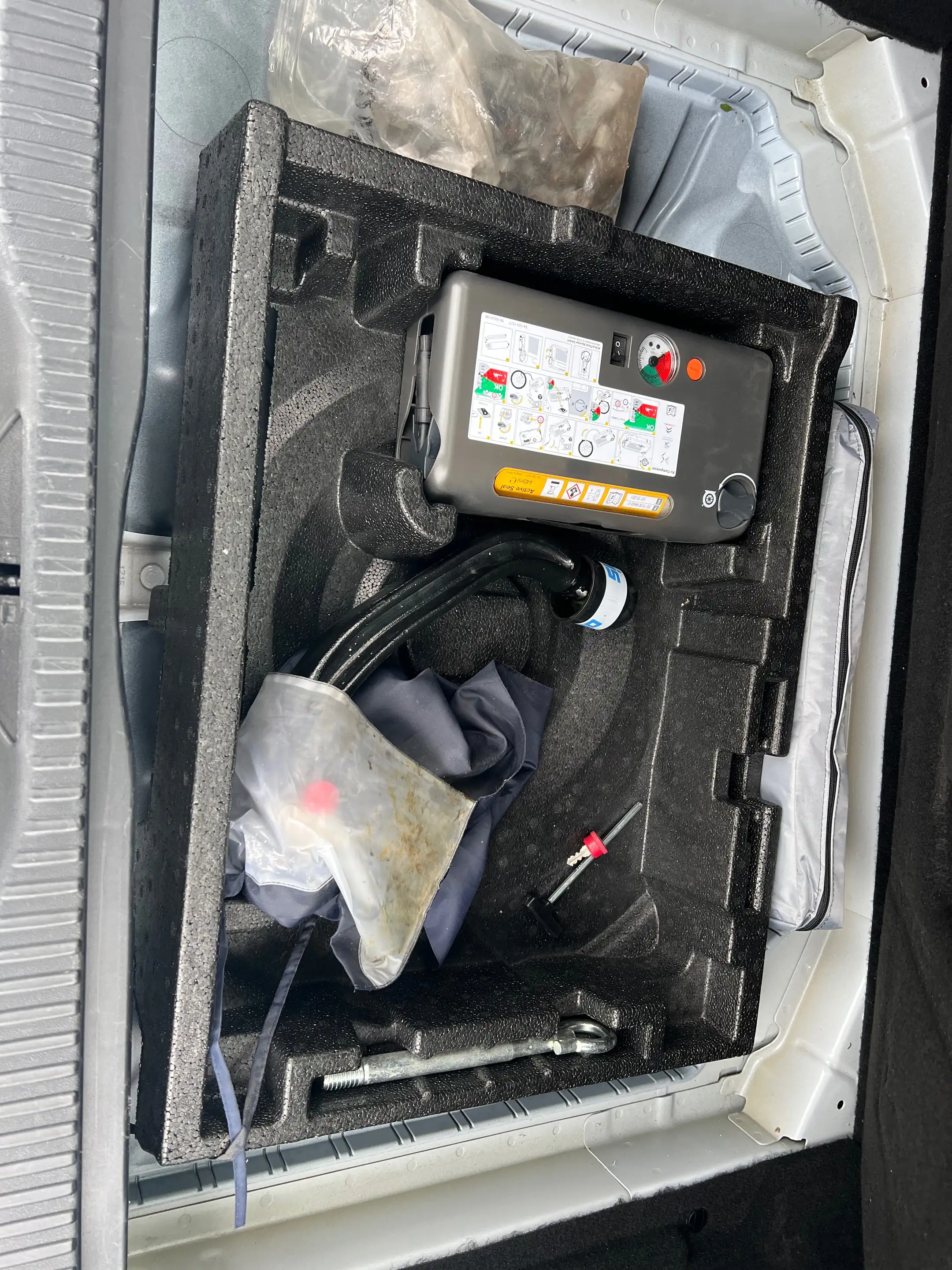 Citroen C4 Picasso C4 Picasso 2,0 Blue-HDI Navi AHK Klimaaut Keyless — photo 12