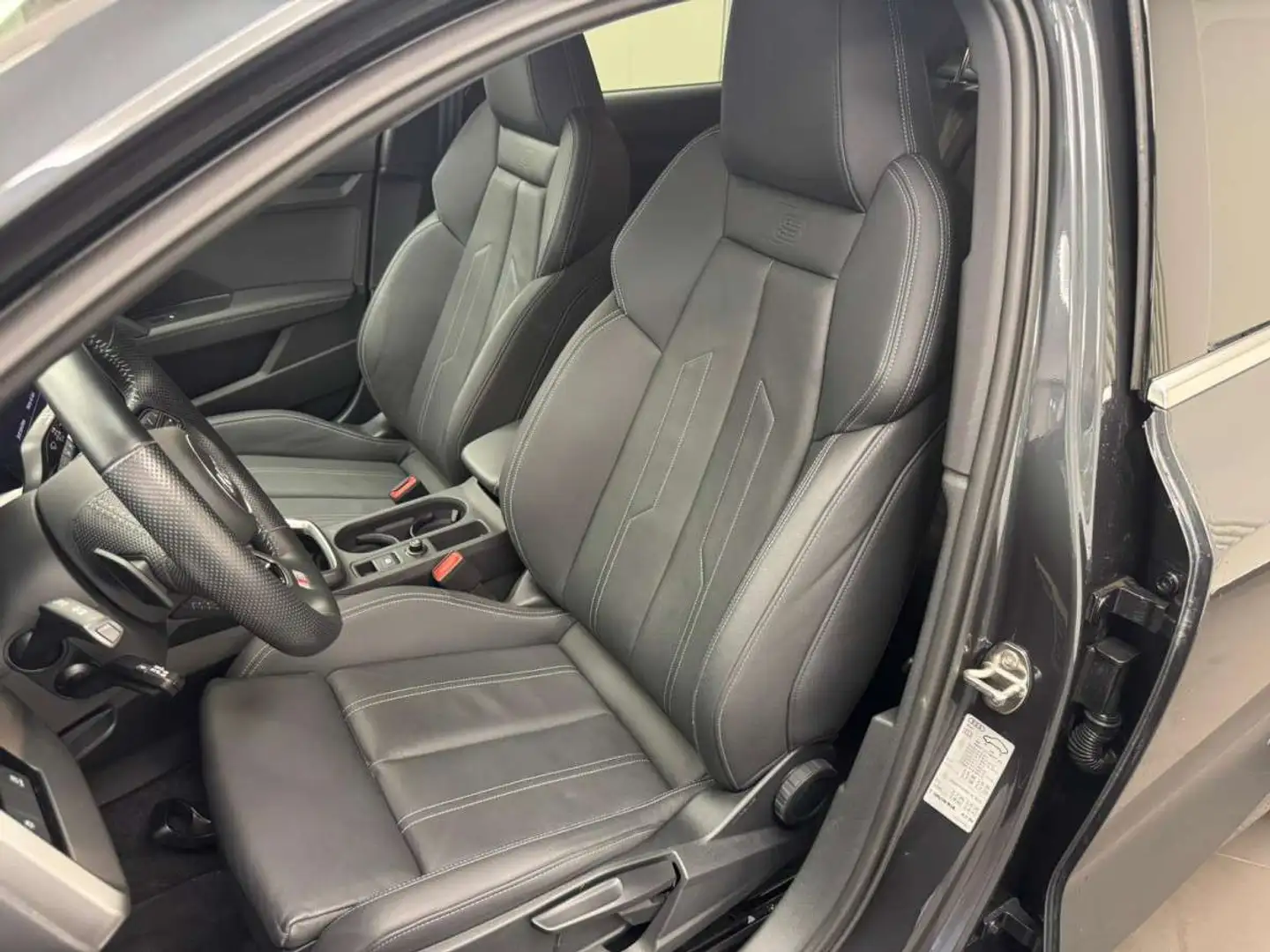Audi A3 Sportback advanced 35 TFSI 110(150) kW(ch) S troni Gris - 2