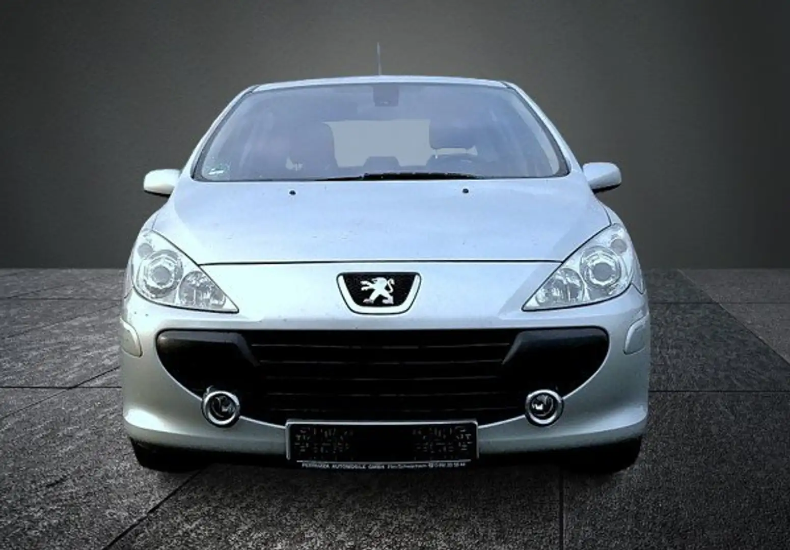 Peugeot 307 2.0 16V 140 PS Aut.* Klima * PDC * Multifktlkrd * Silber - 2