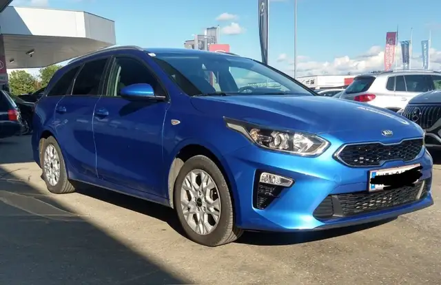 Kia XCeed Ceed SW Silber 1,6 CRDI