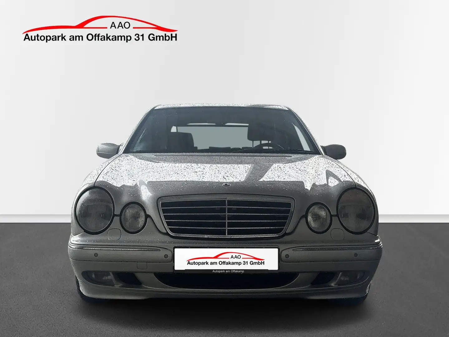 Mercedes-Benz E 280 AVANTGARDE *Leder *Xenon *Schiebedach Argintiu - 2