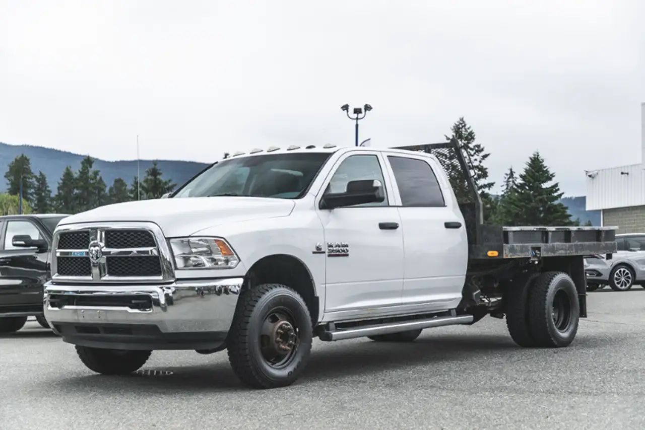 RAM 3500 снимка RAM 3500