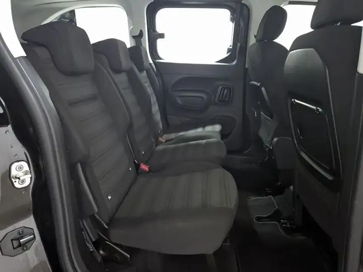 Opel Combo 2022, foto 8