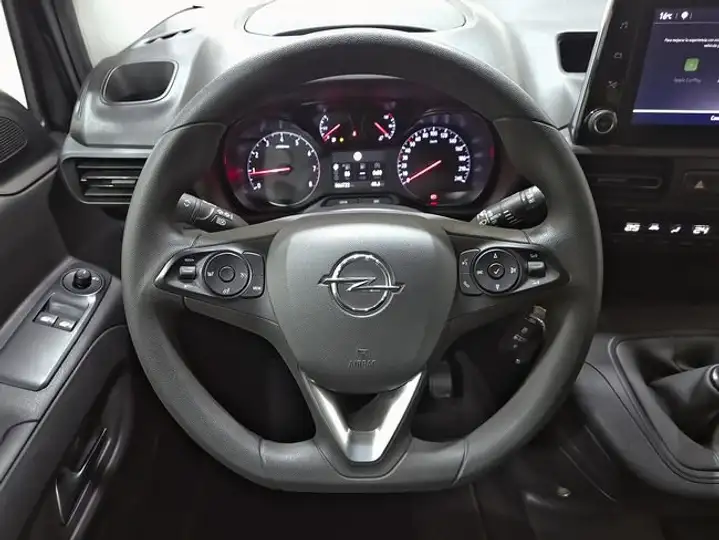 Opel Combo 2022, foto 20