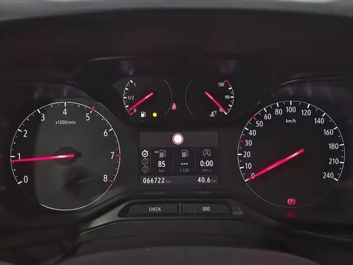 Opel Combo 2022, foto 15
