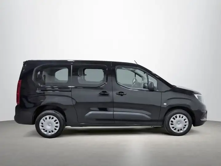 Opel Combo 2022, foto 3