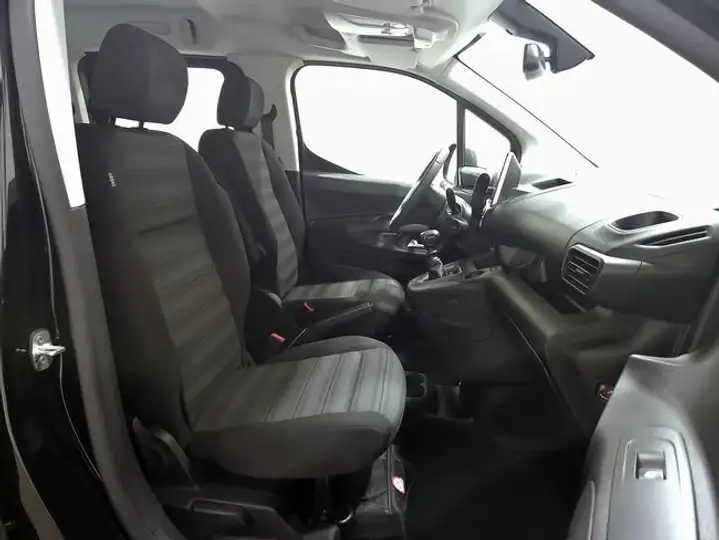 Opel Combo 2022, foto 7