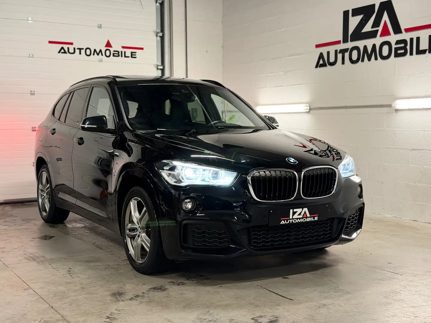 BMW X1 X1 2.0 dA sDrive18/Pack M/ Toit Pano/ Garantie Noir - 1