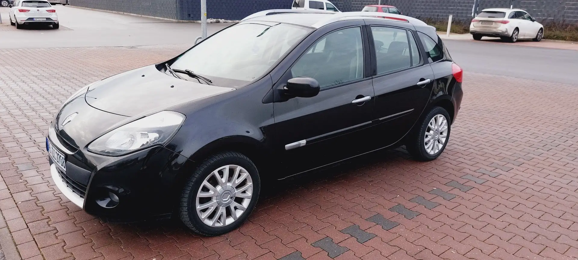 Renault Clio TCe 100 Grandtour Dynamique - 1