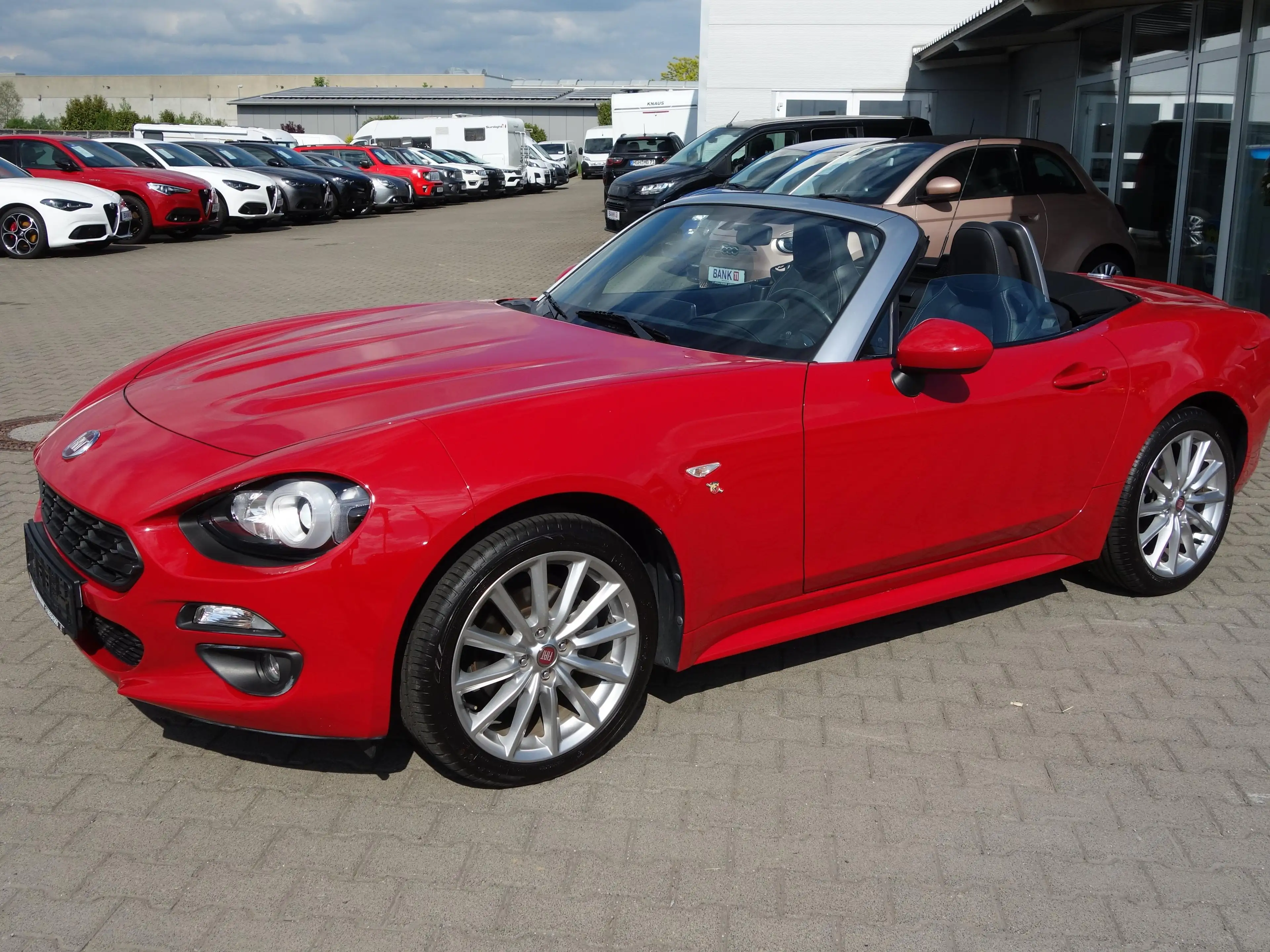 Fiat 124 Spider Lusso *Radiopaket/PDC/SHZ* — photo 7