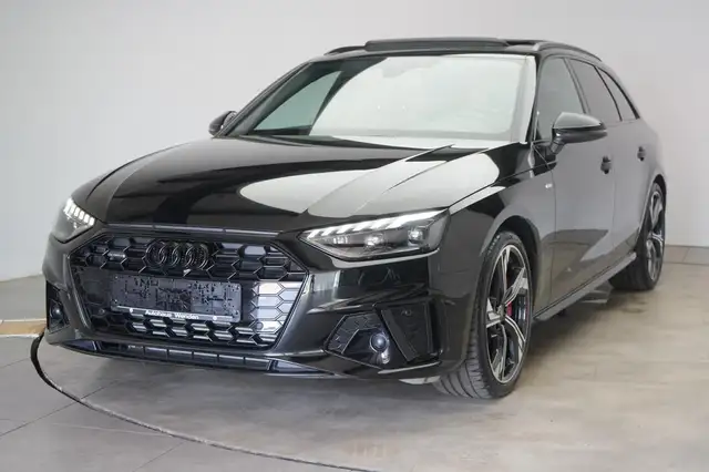 Audi A4 view 3