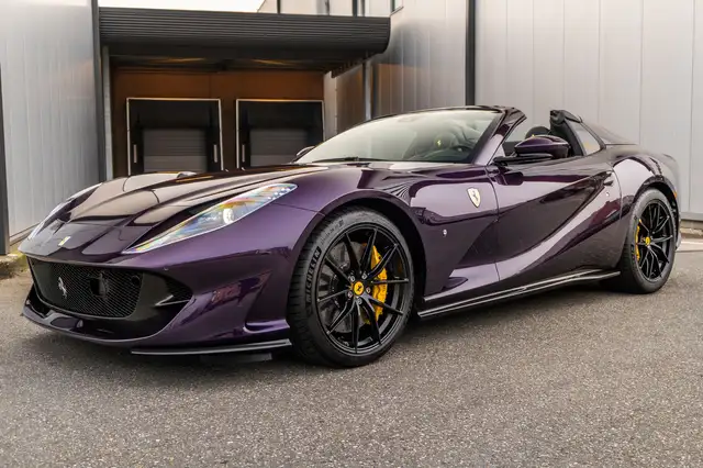 Ferrari 812 GTS - Viola Hong Kong - Full Carbon - Lift - LED