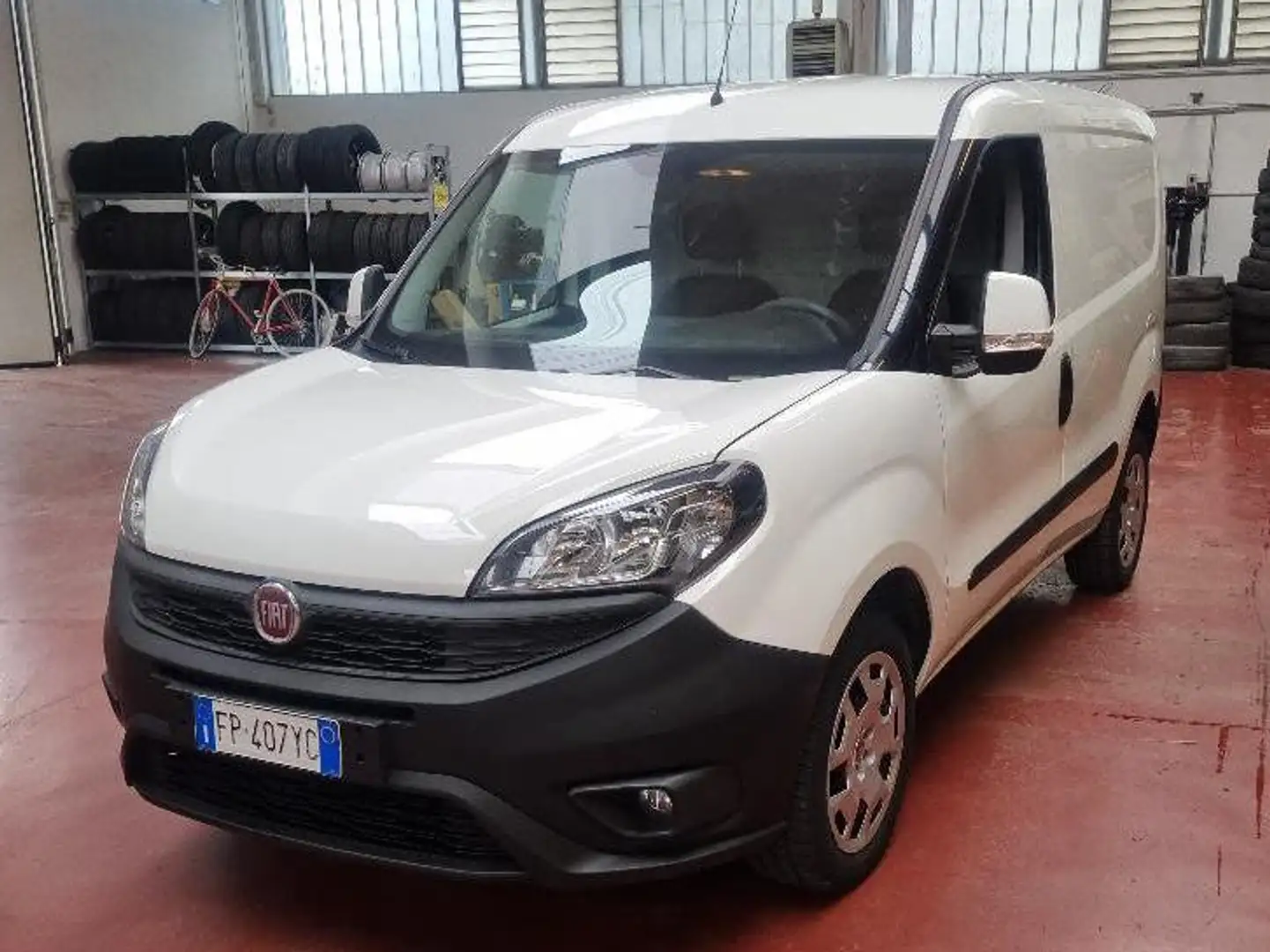 Fiat Doblo Doblo 1.4 tjt 16v natural power Easy 120cv my18 Bianco - 1
