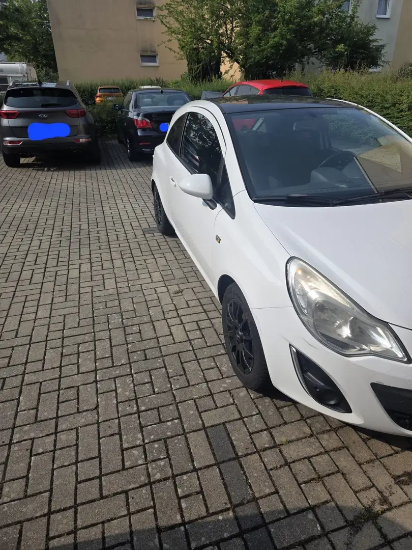 Opel Corsa 1.4 16V Selection Weiß - 2