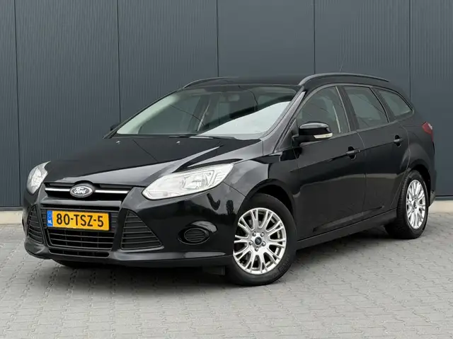 Ford Focus Wagon 1.6 TI-VCT Airco - Trekhaak - Cruise - Keuri