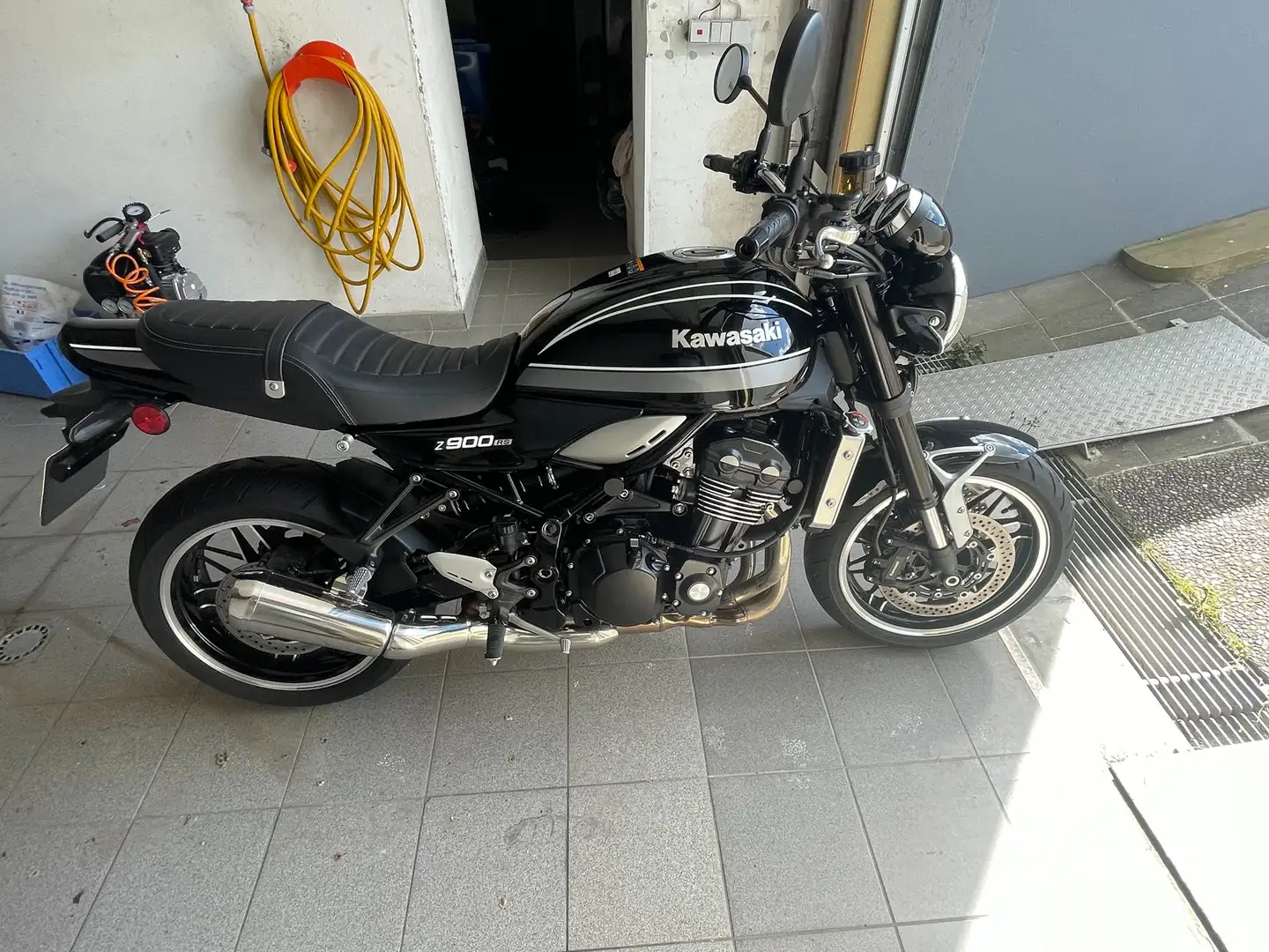 Kawasaki Z900RS Z 900 RS Černá - 1