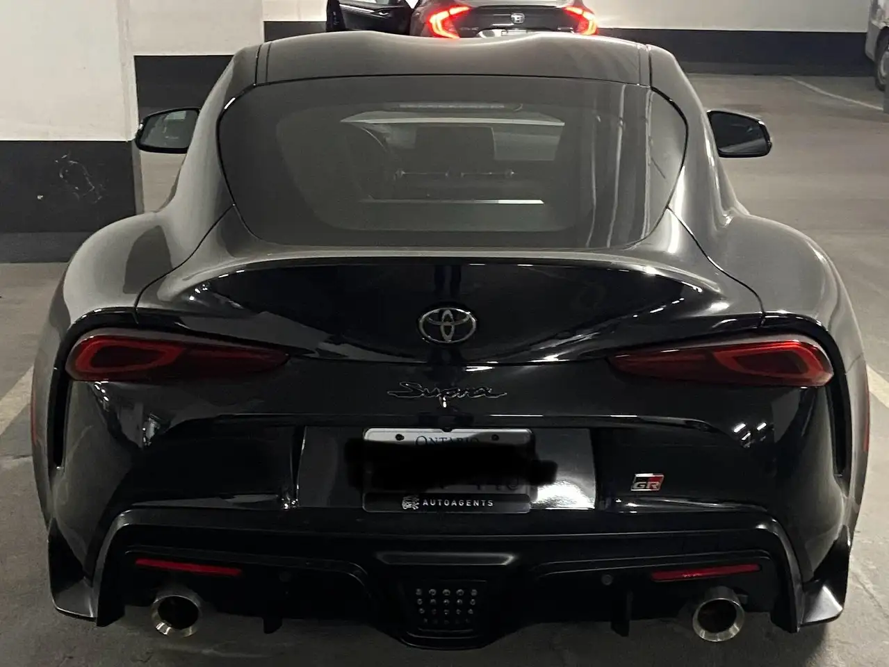 Toyota GR Supra снимка Toyota GR Supra