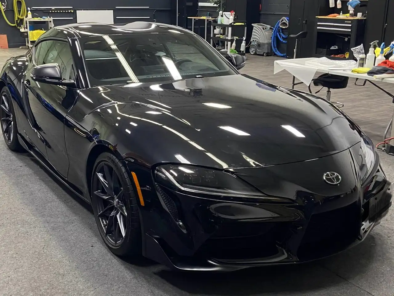 Toyota GR Supra снимка Toyota GR Supra