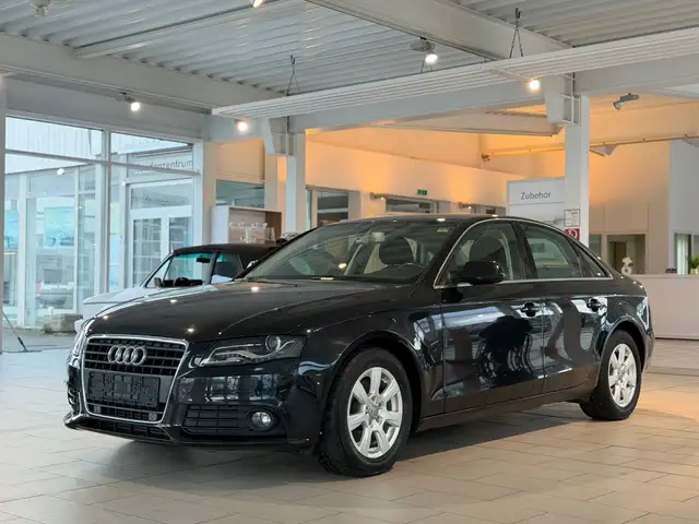 Audi A4 Lim. Ambiente*KLIMAAUT*NAVI*SHZ*XENON*LED*AHK