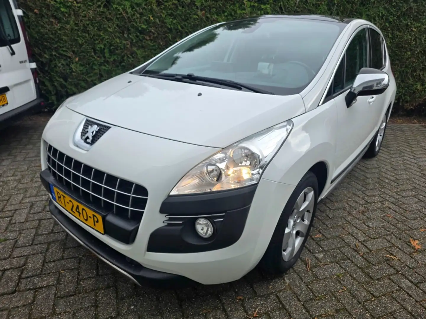 Peugeot 3008 1.6 THP Allure Automaat Nieuwe APK EN SERVICEB. Blanc - 1