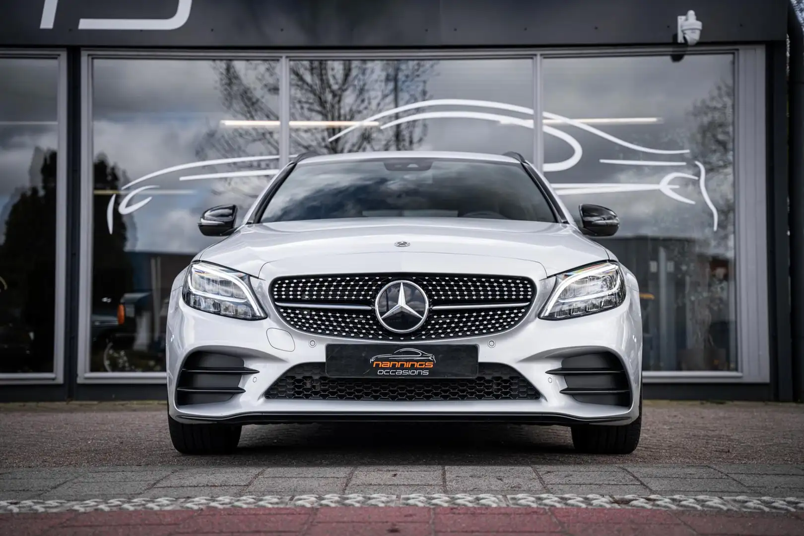 Mercedes-Benz C 200 Estate Business Solution AMG Plus Upgrade Edition| Gris - 2